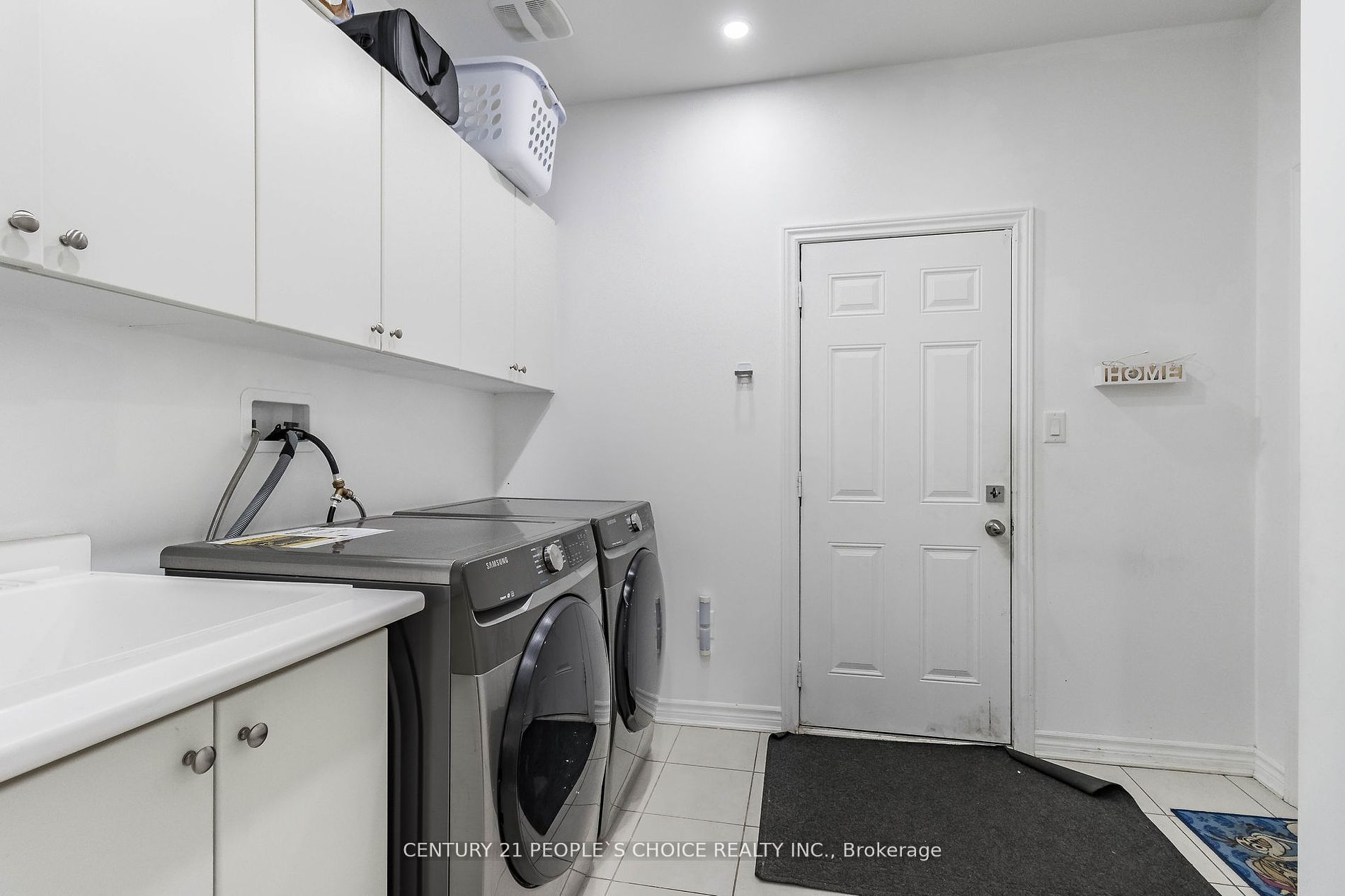 14 Watfive St