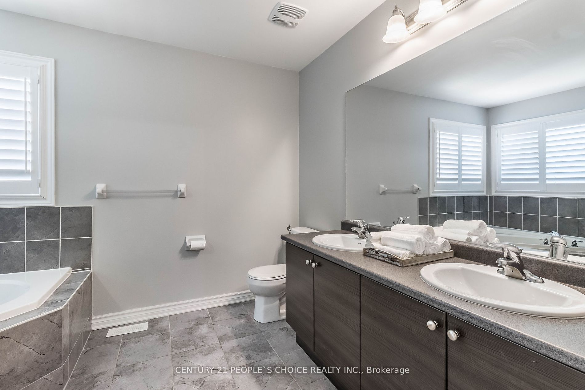 14 Watfive St