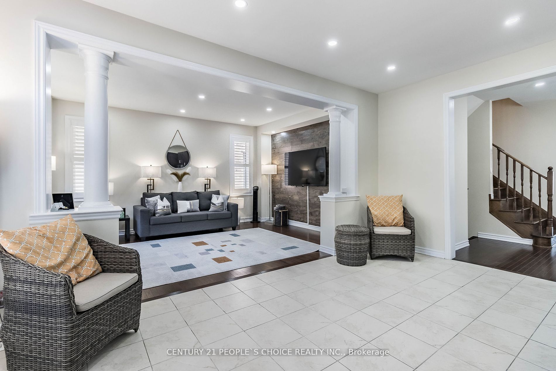 14 Watfive St