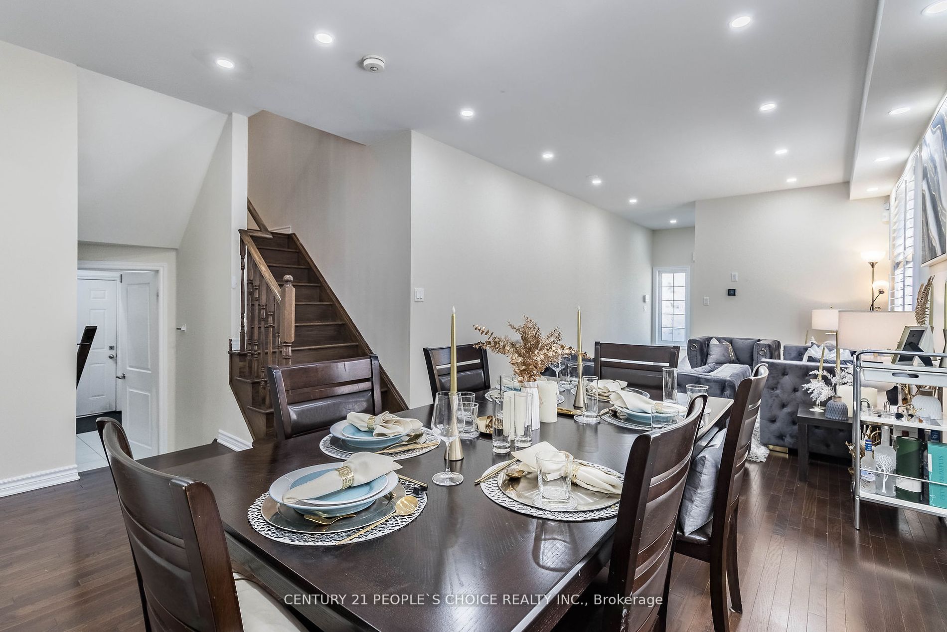 14 Watfive St