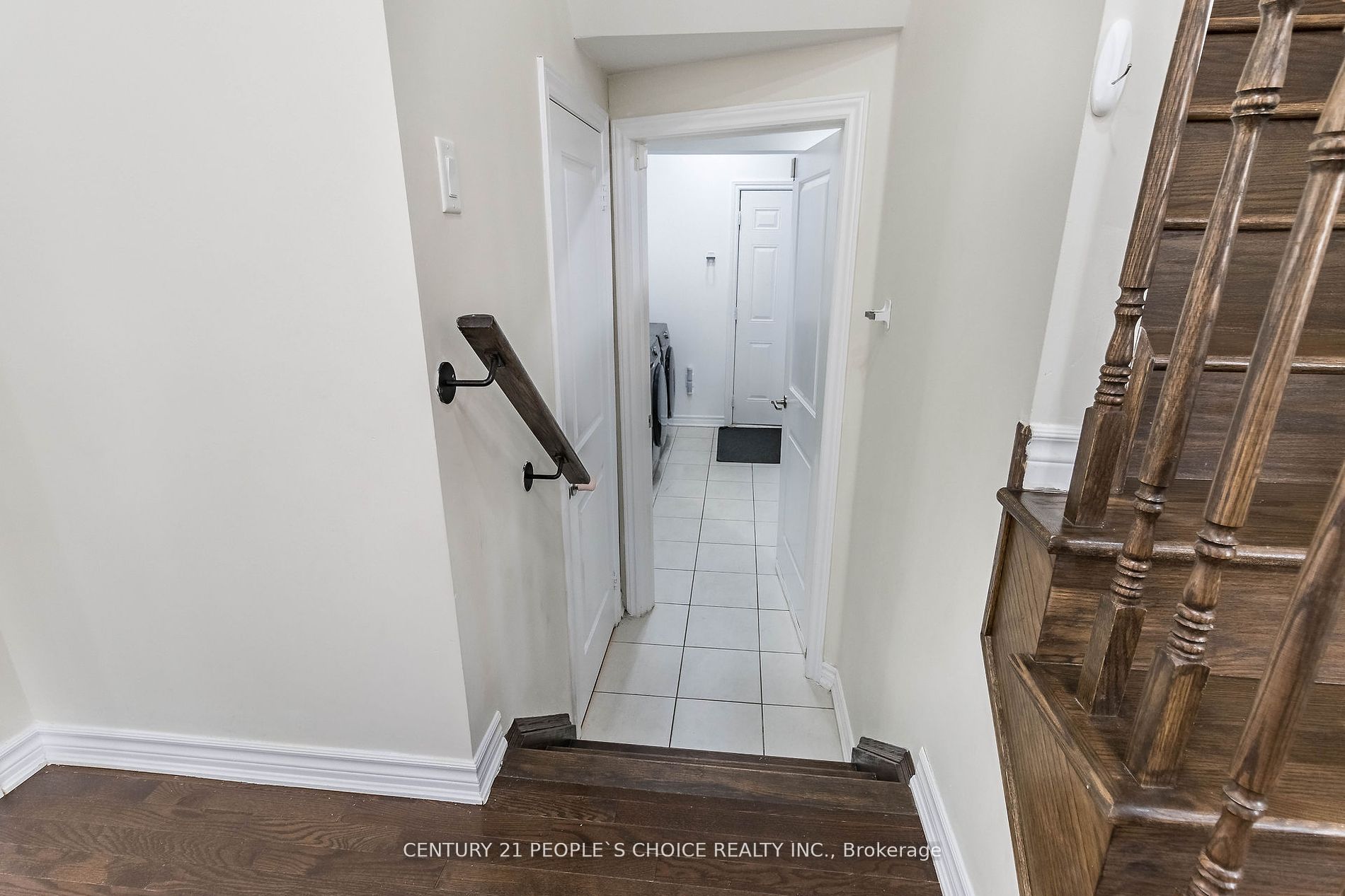 14 Watfive St