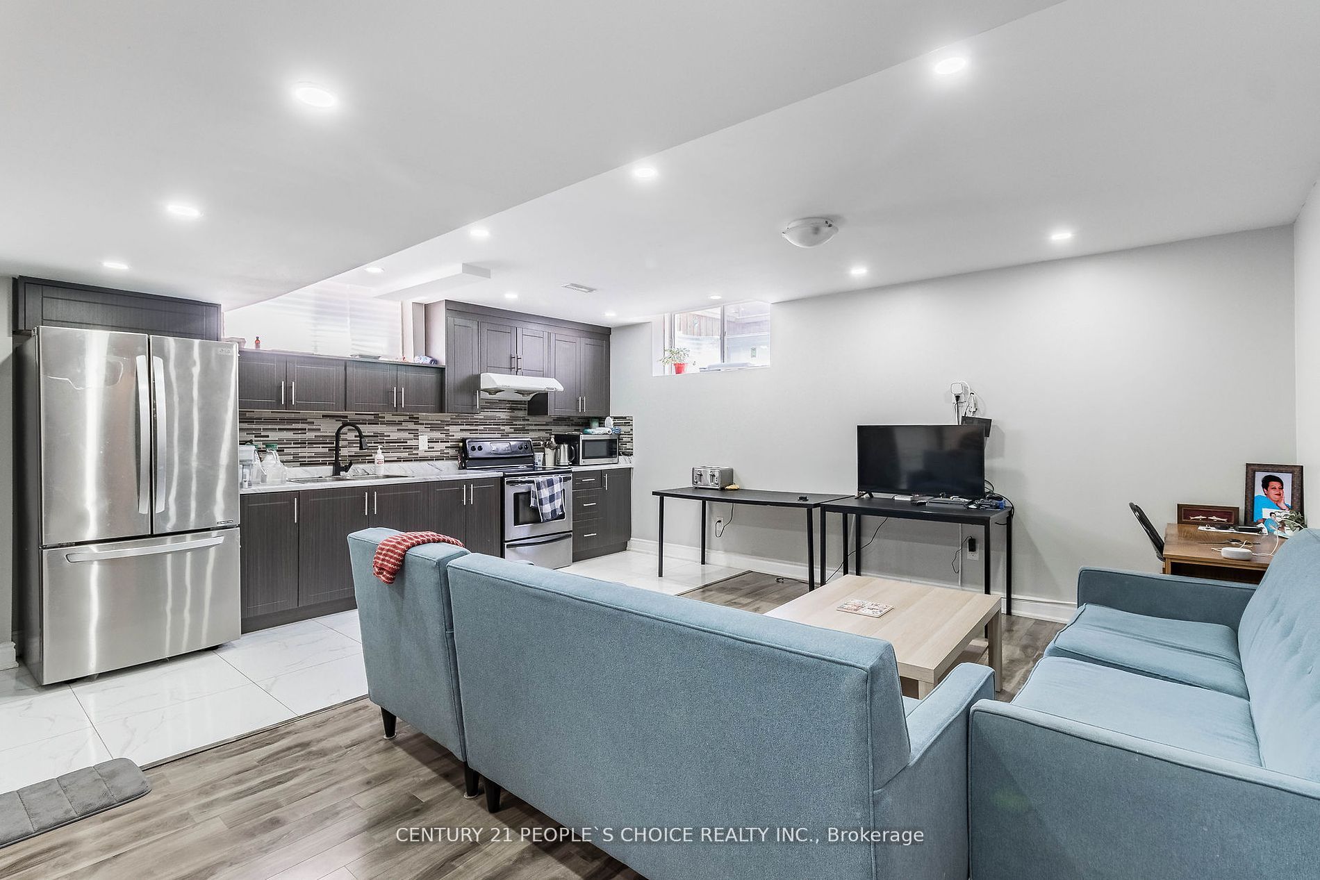 14 Watfive St