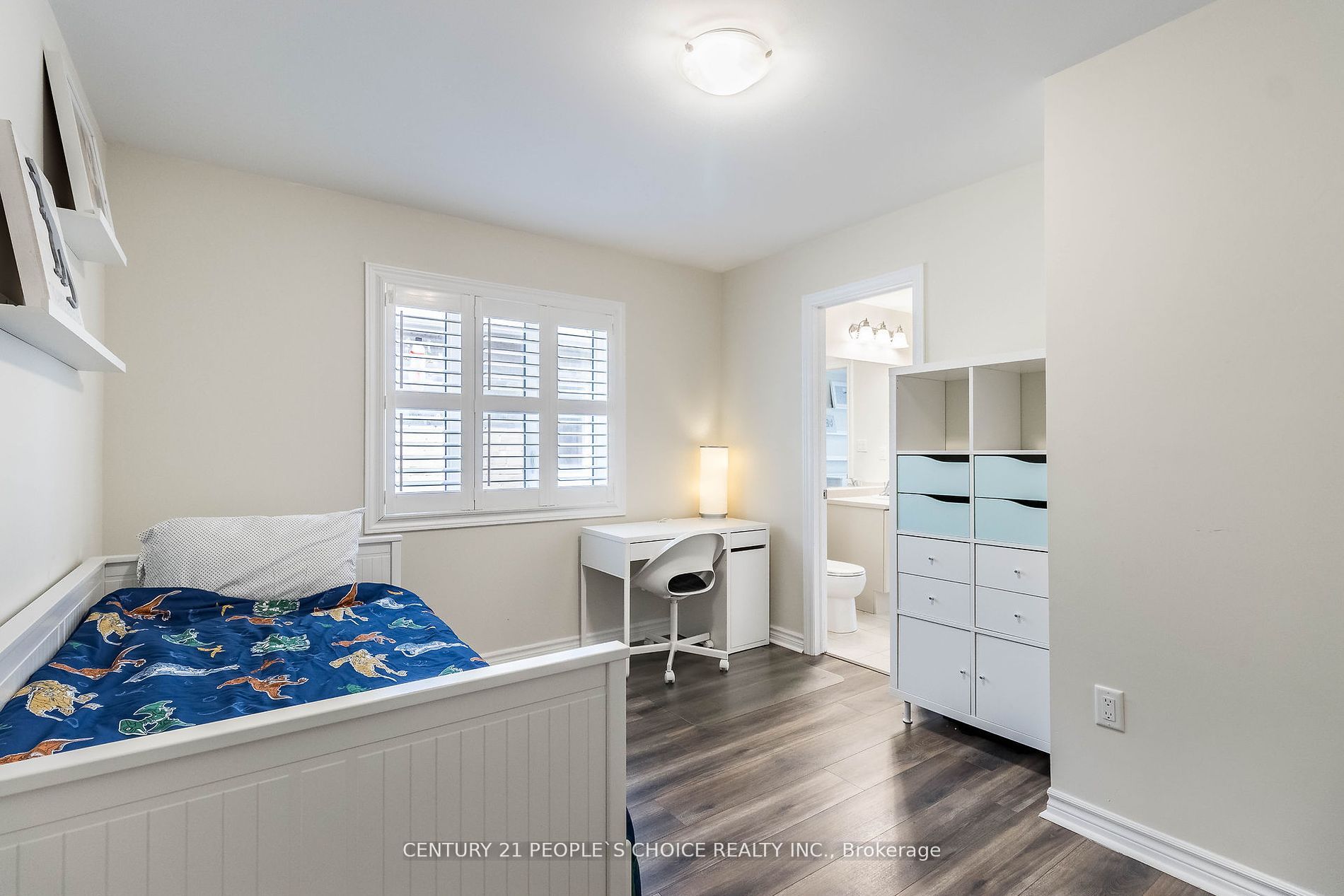 14 Watfive St