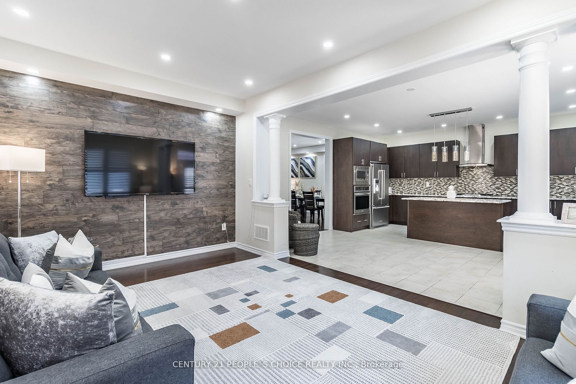 14 Watfive St