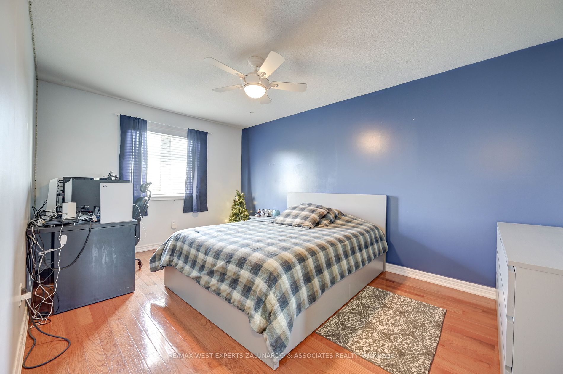 9 Leamster Trail