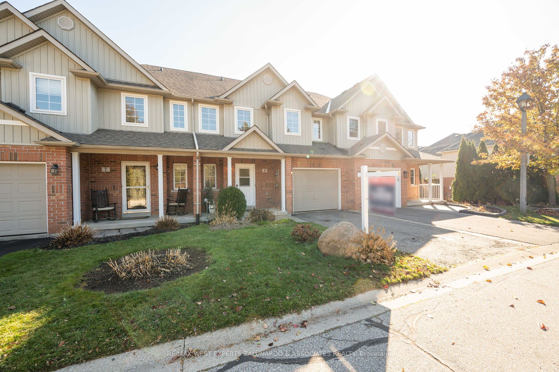 9 Leamster Trail