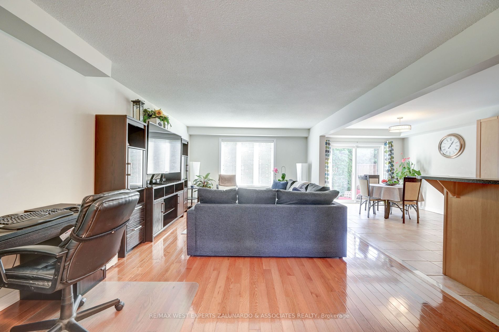 9 Leamster Trail