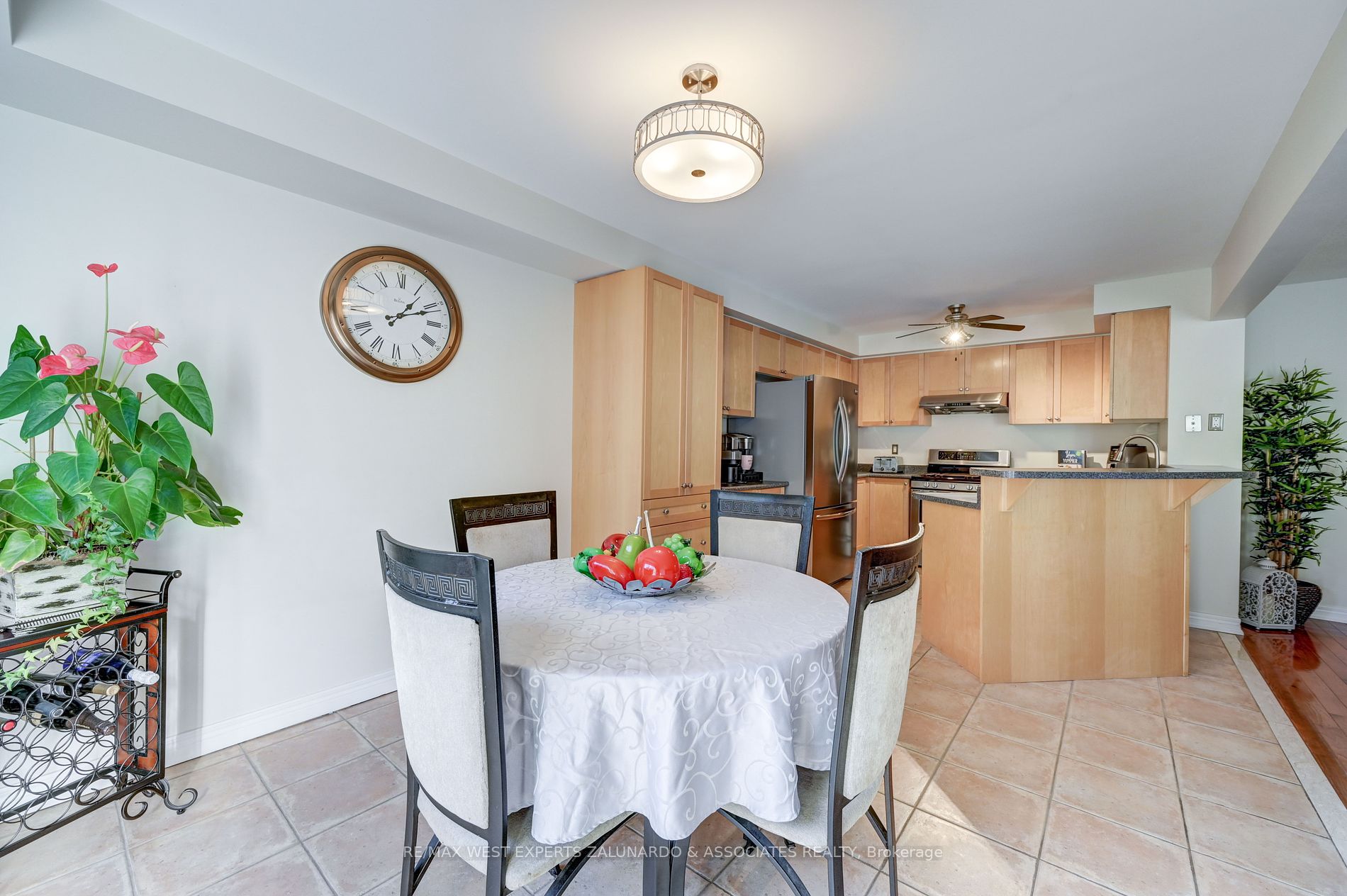 9 Leamster Trail