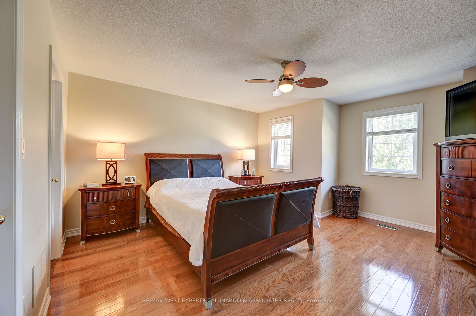 9 Leamster Trail
