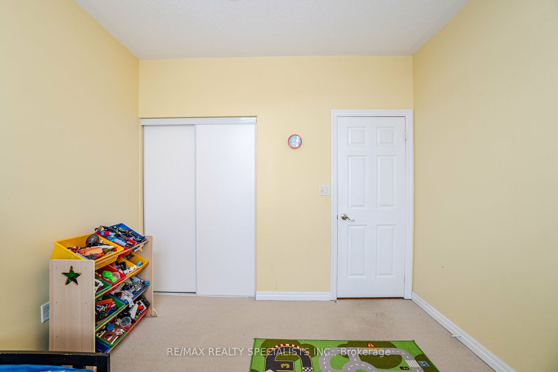 1581 Ramshaw Crescent