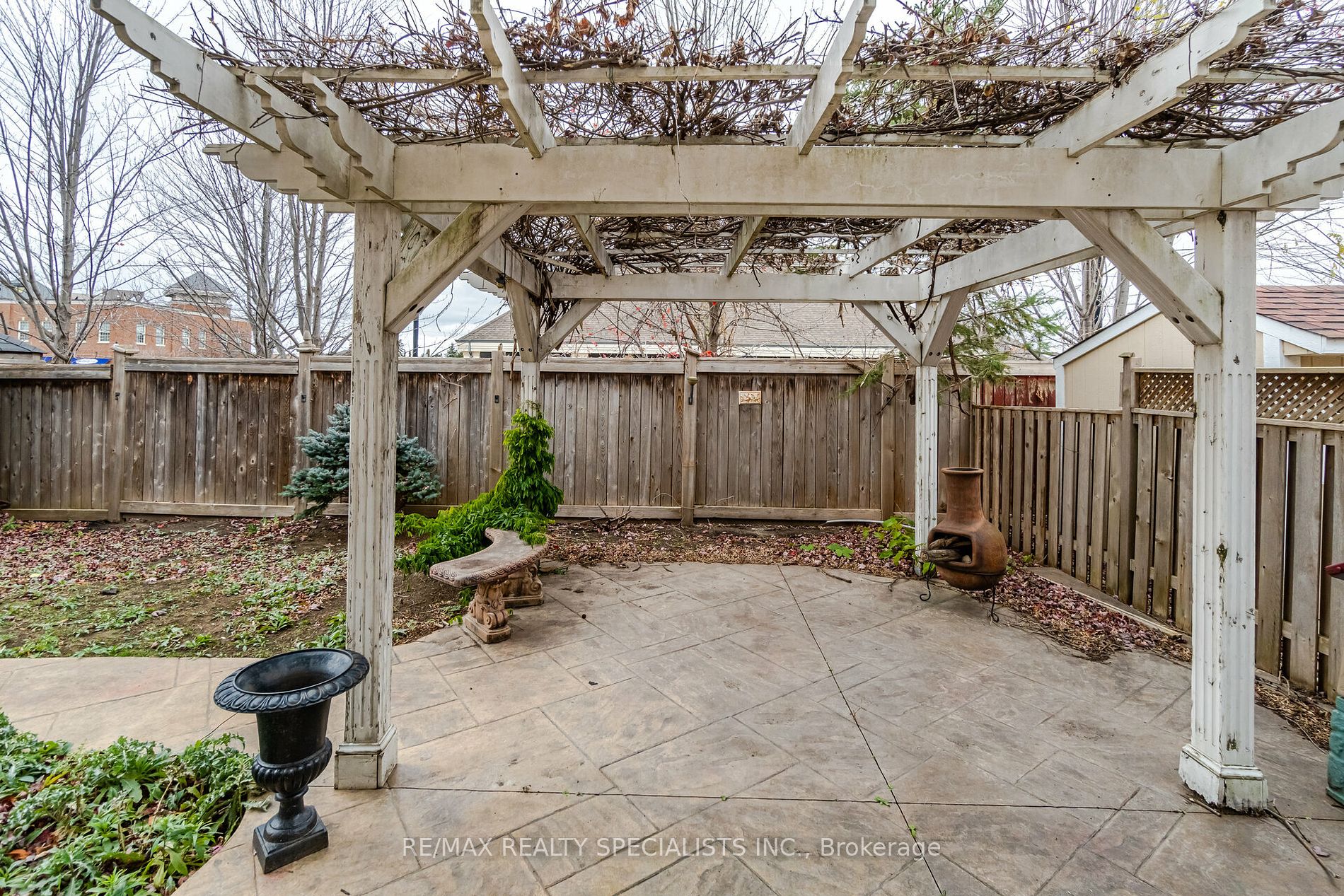 1581 Ramshaw Crescent