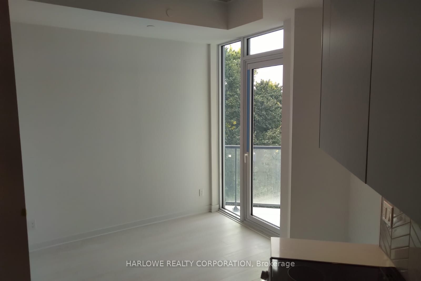 57 Brock Avenue #514