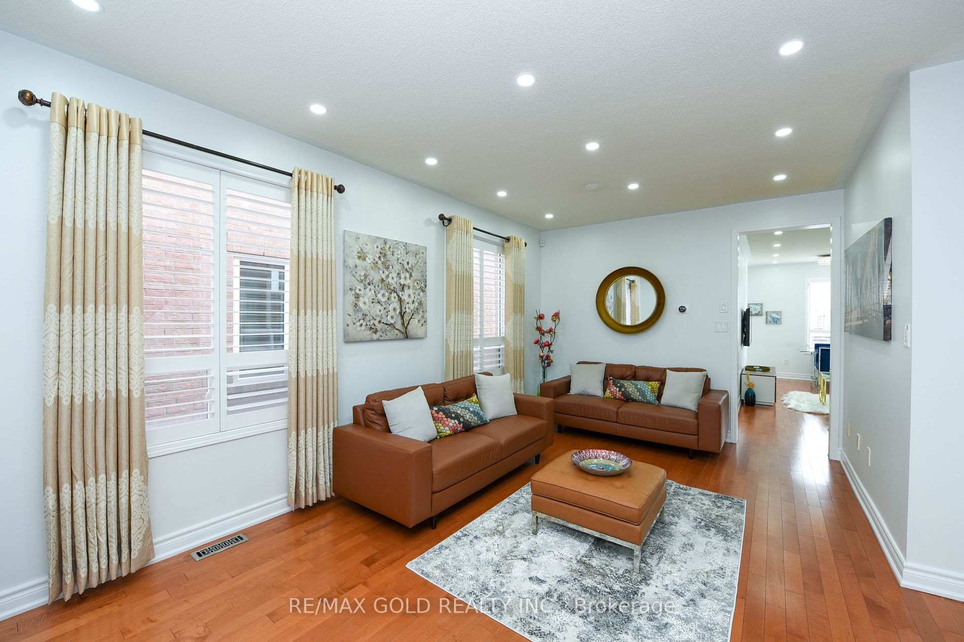 1360 Weir Chse