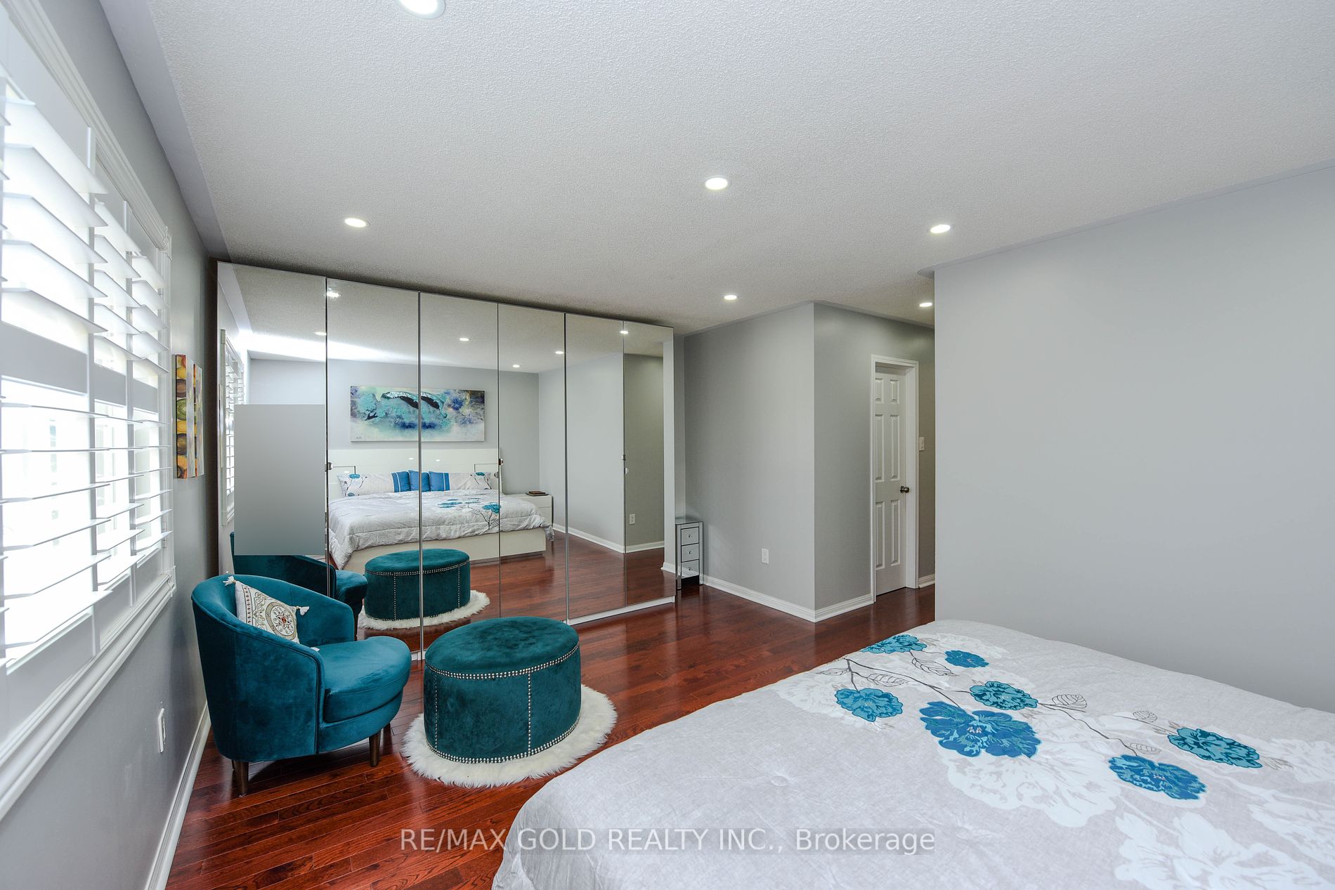 1360 Weir Chse