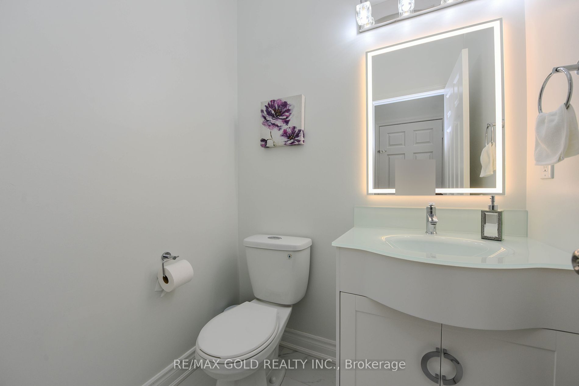1360 Weir Chse