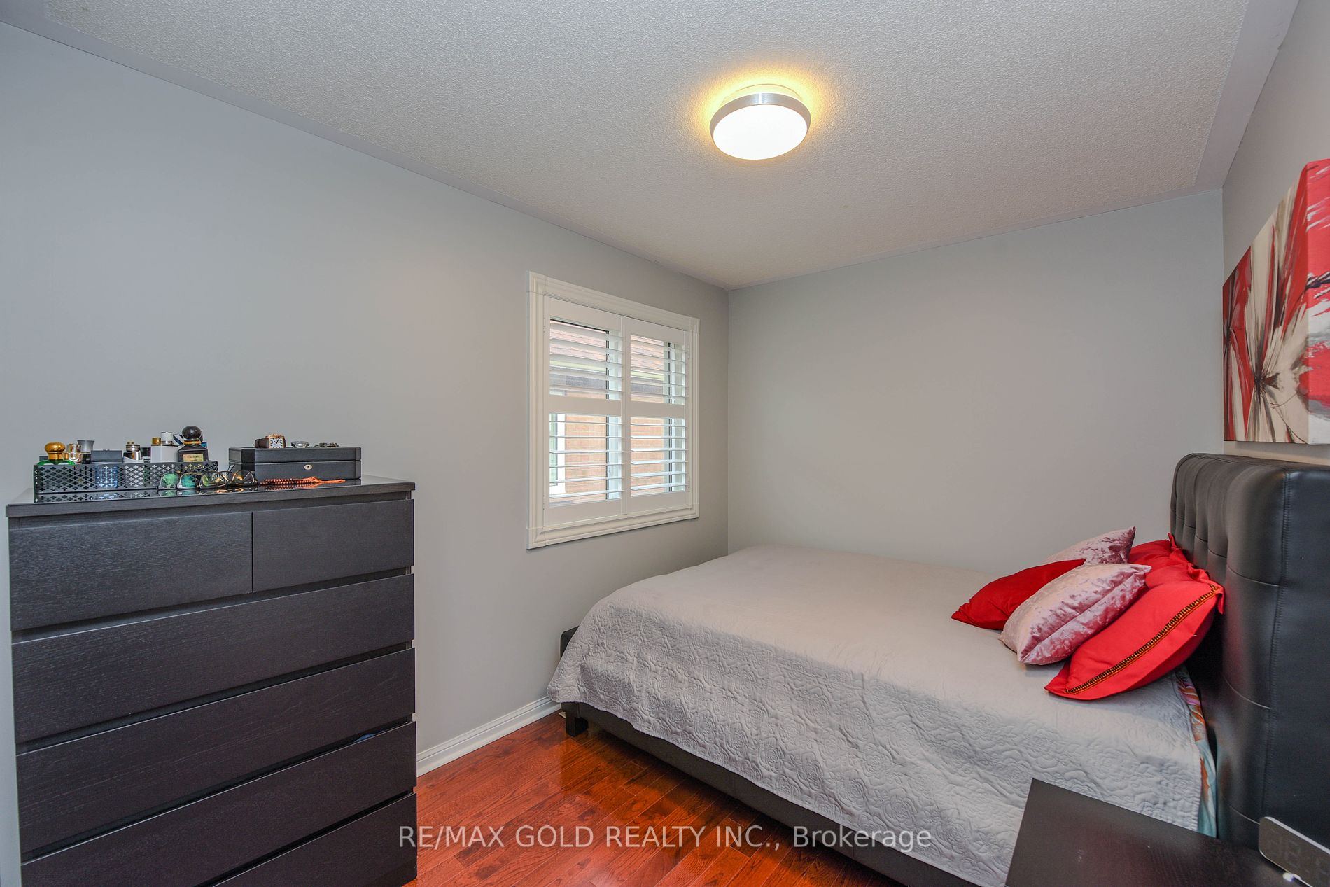 1360 Weir Chse