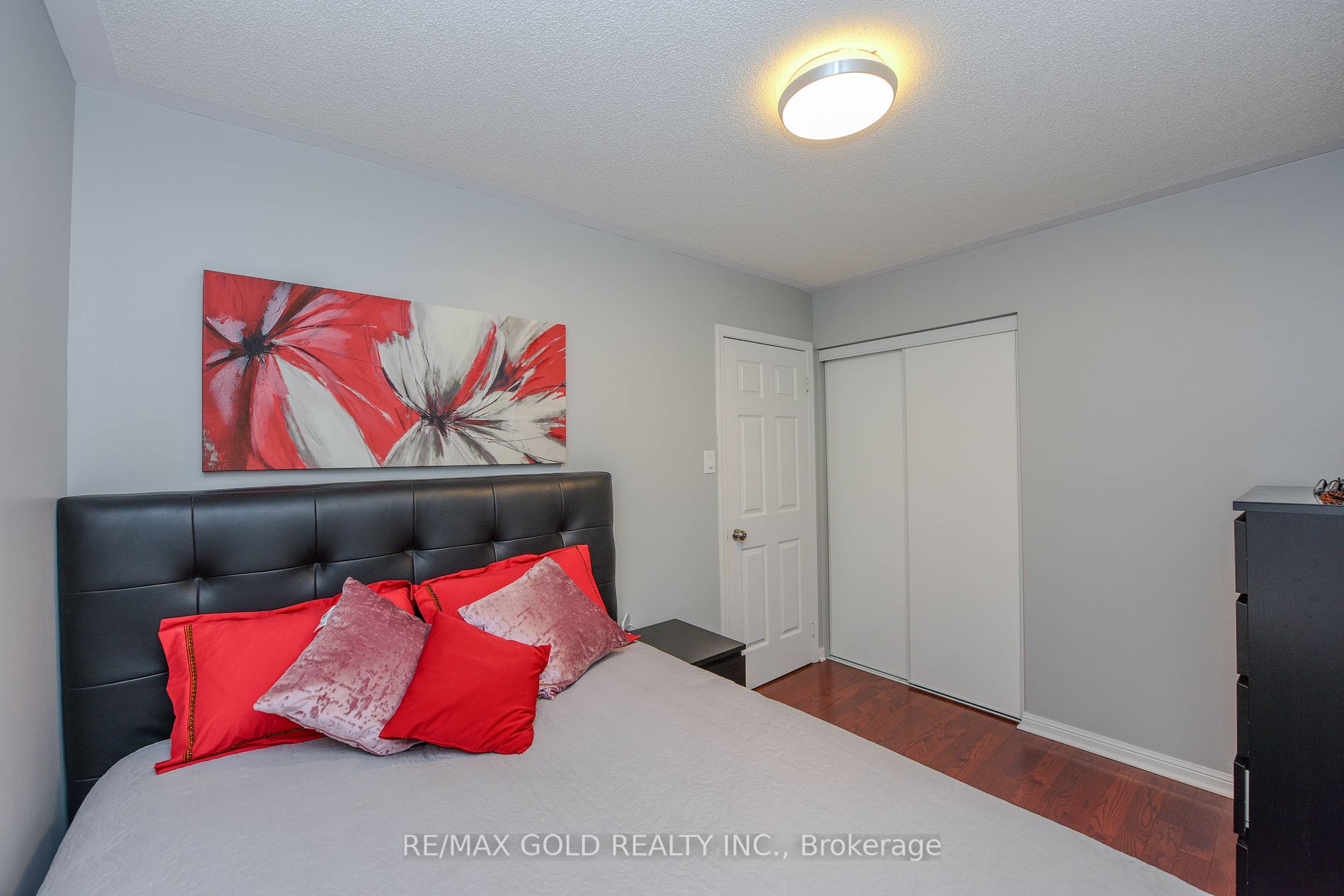 1360 Weir Chse