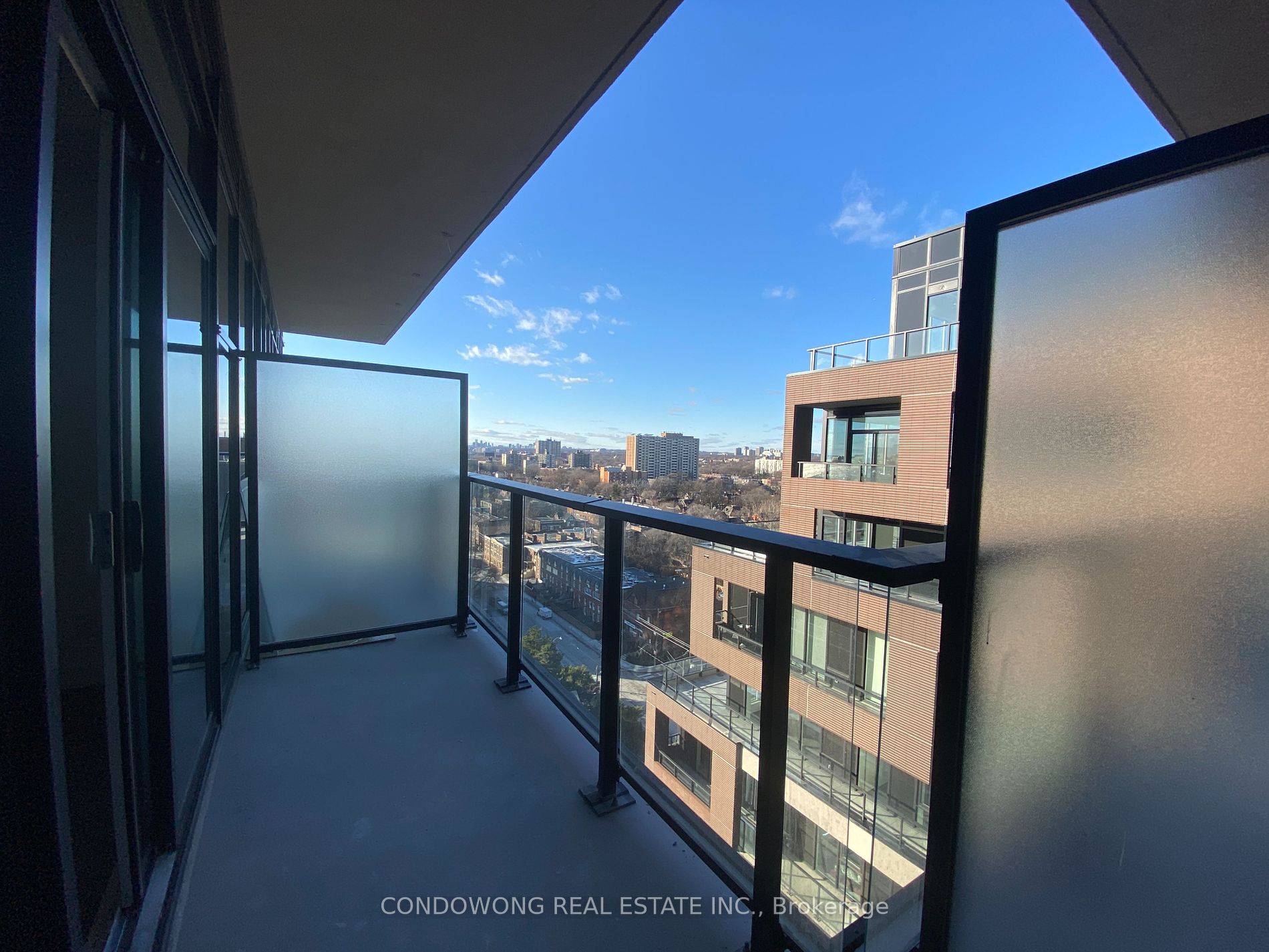 270 Dufferin Street #LP9