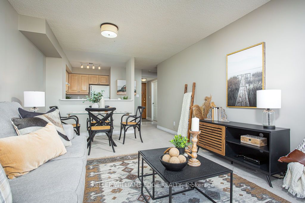 1276 Maple Crossing Boulevard, #1008