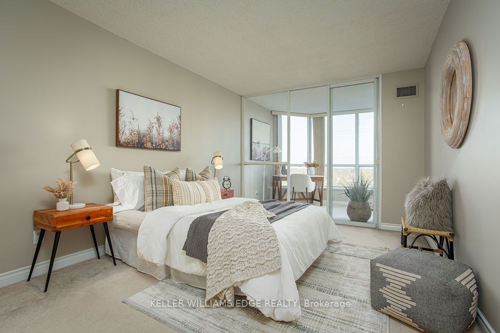 1276 Maple Crossing Boulevard, #1008