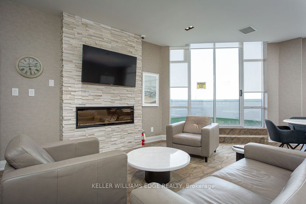 1276 Maple Crossing Boulevard, #1008