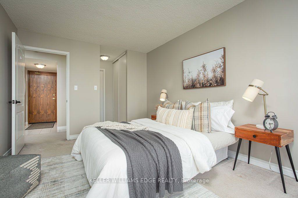 1276 Maple Crossing Boulevard, #1008