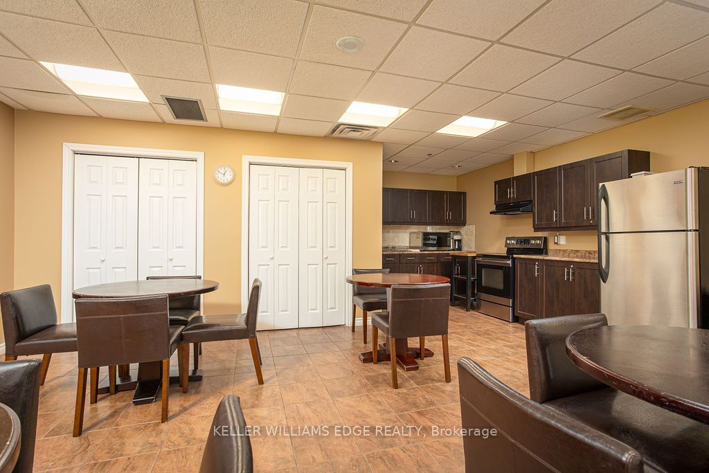 1276 Maple Crossing Boulevard, #1008