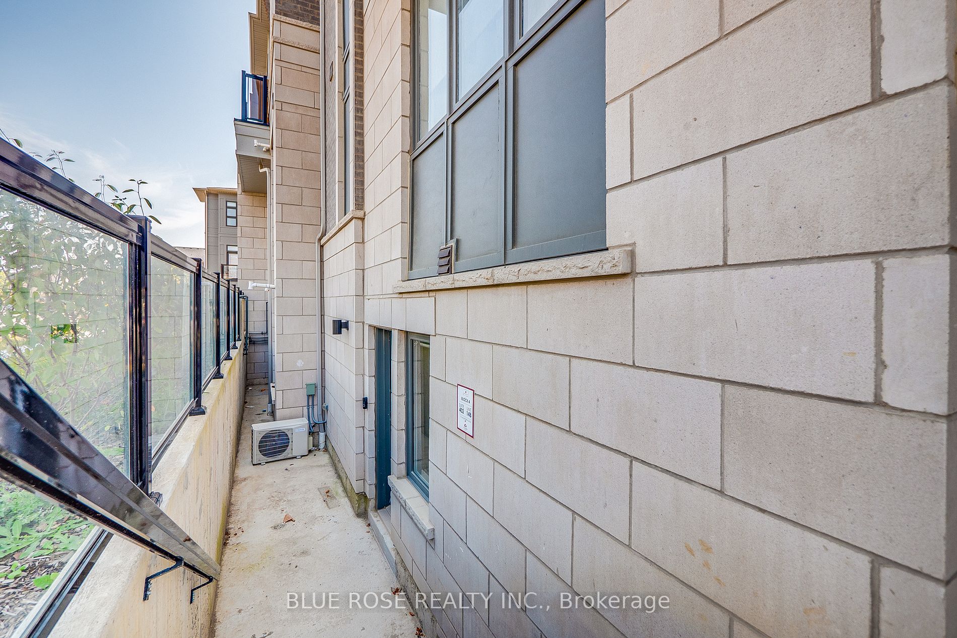 70 Halliford Place #402
