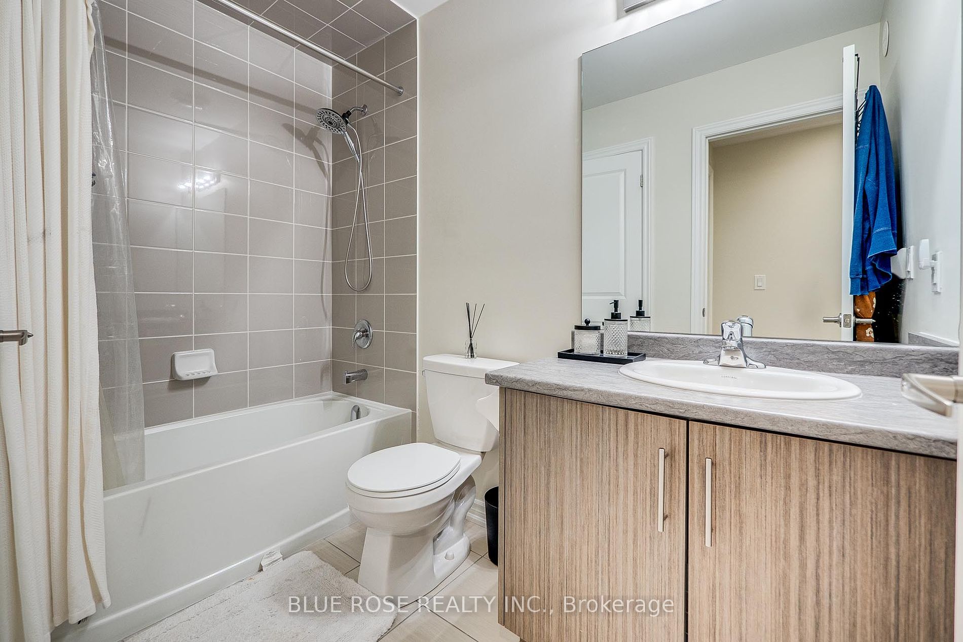 70 Halliford Place #402
