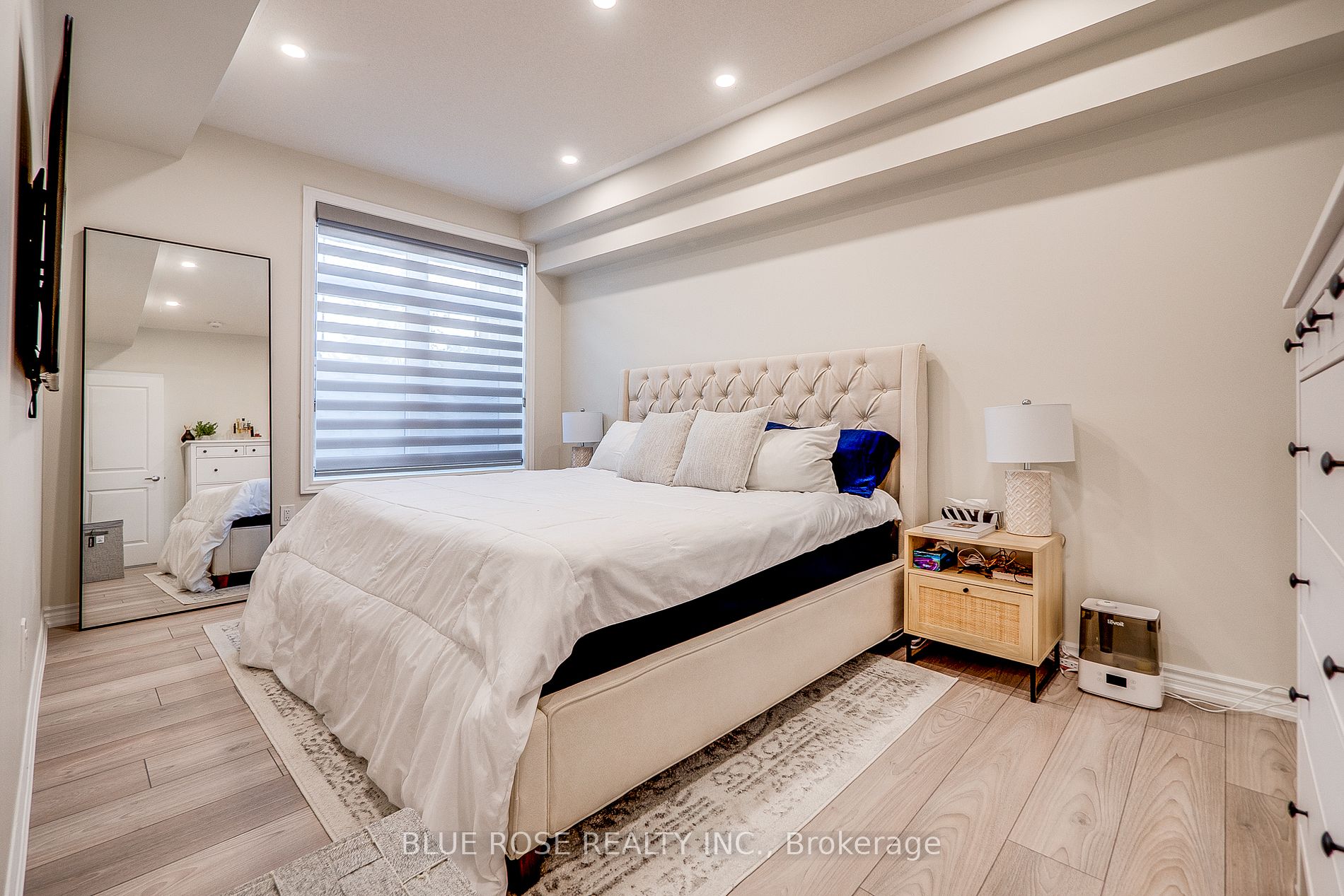 70 Halliford Place #402