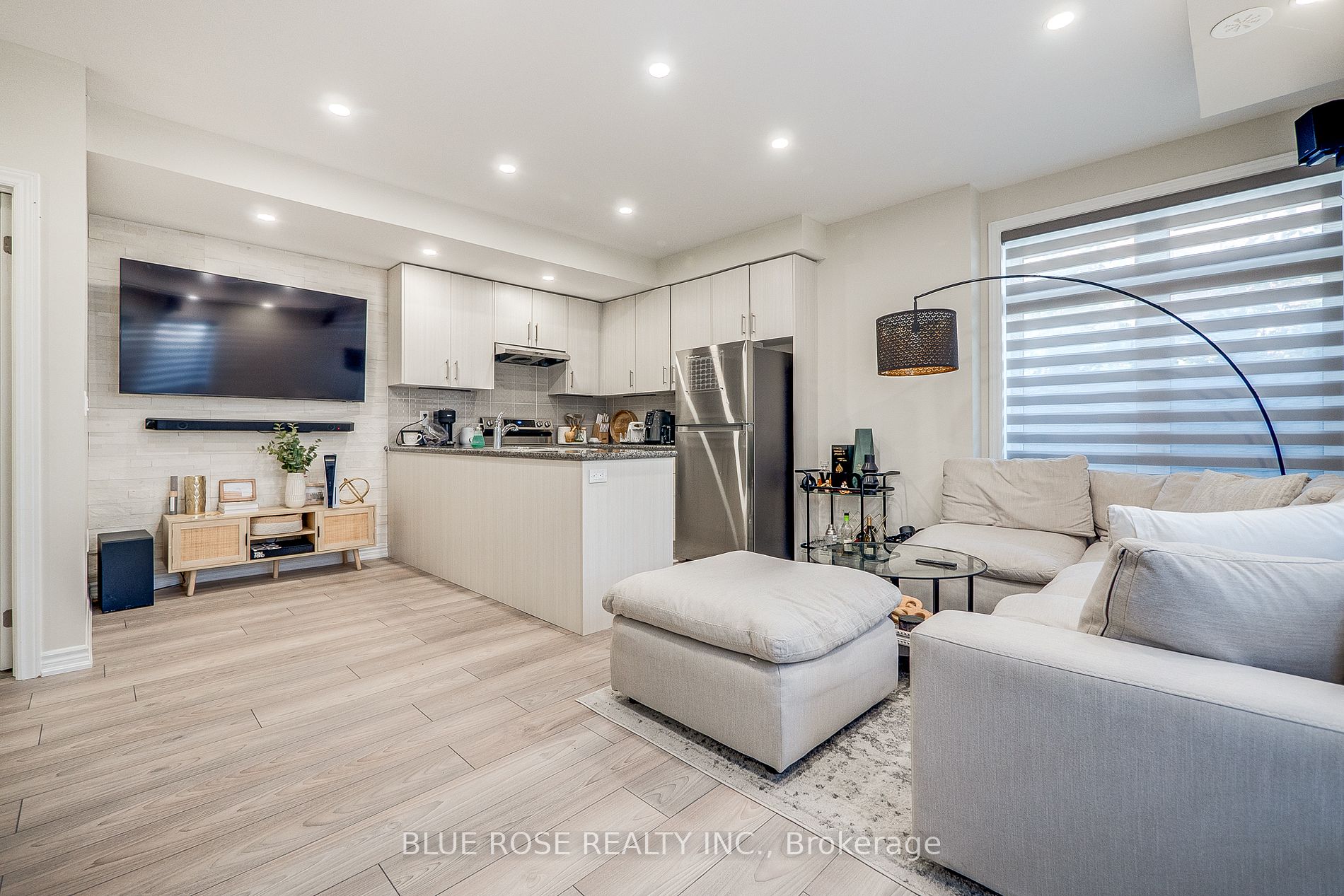 70 Halliford Place #402