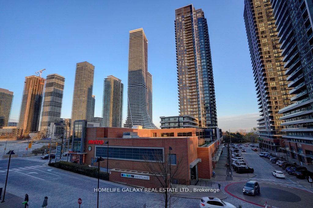 10 Parklawn Road, #427