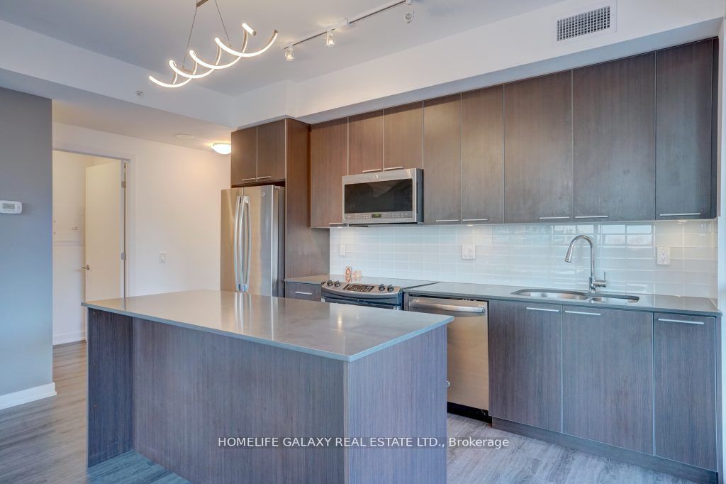 10 Parklawn Road, #427
