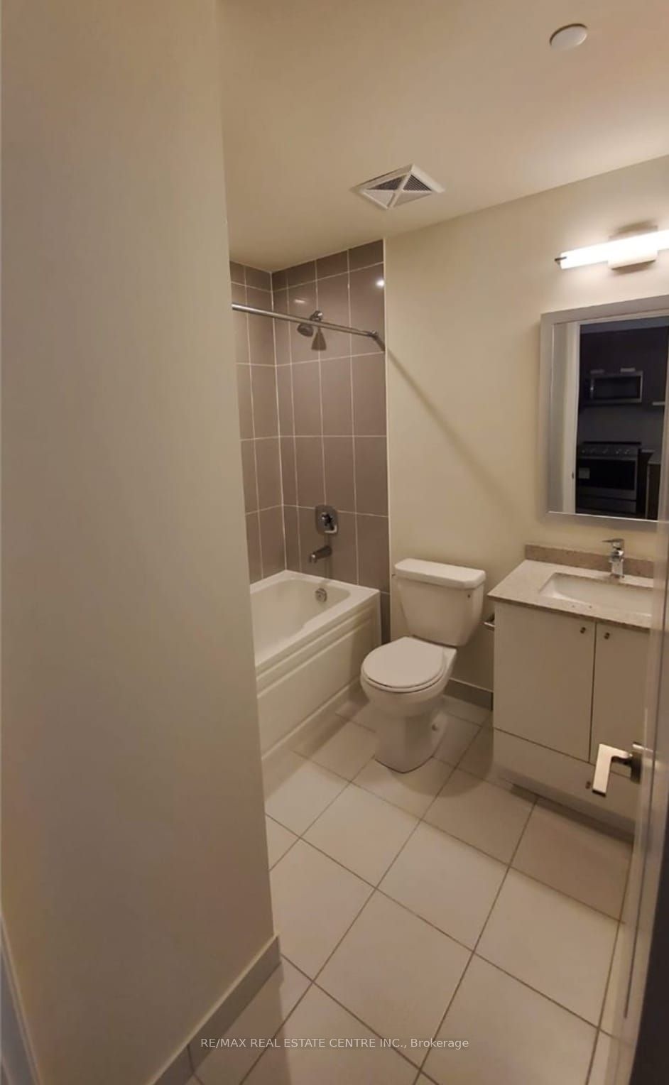 65 Watergarden Dr, #107