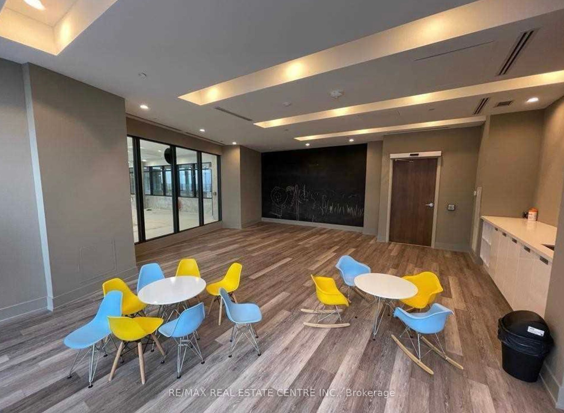 65 Watergarden Dr, #107