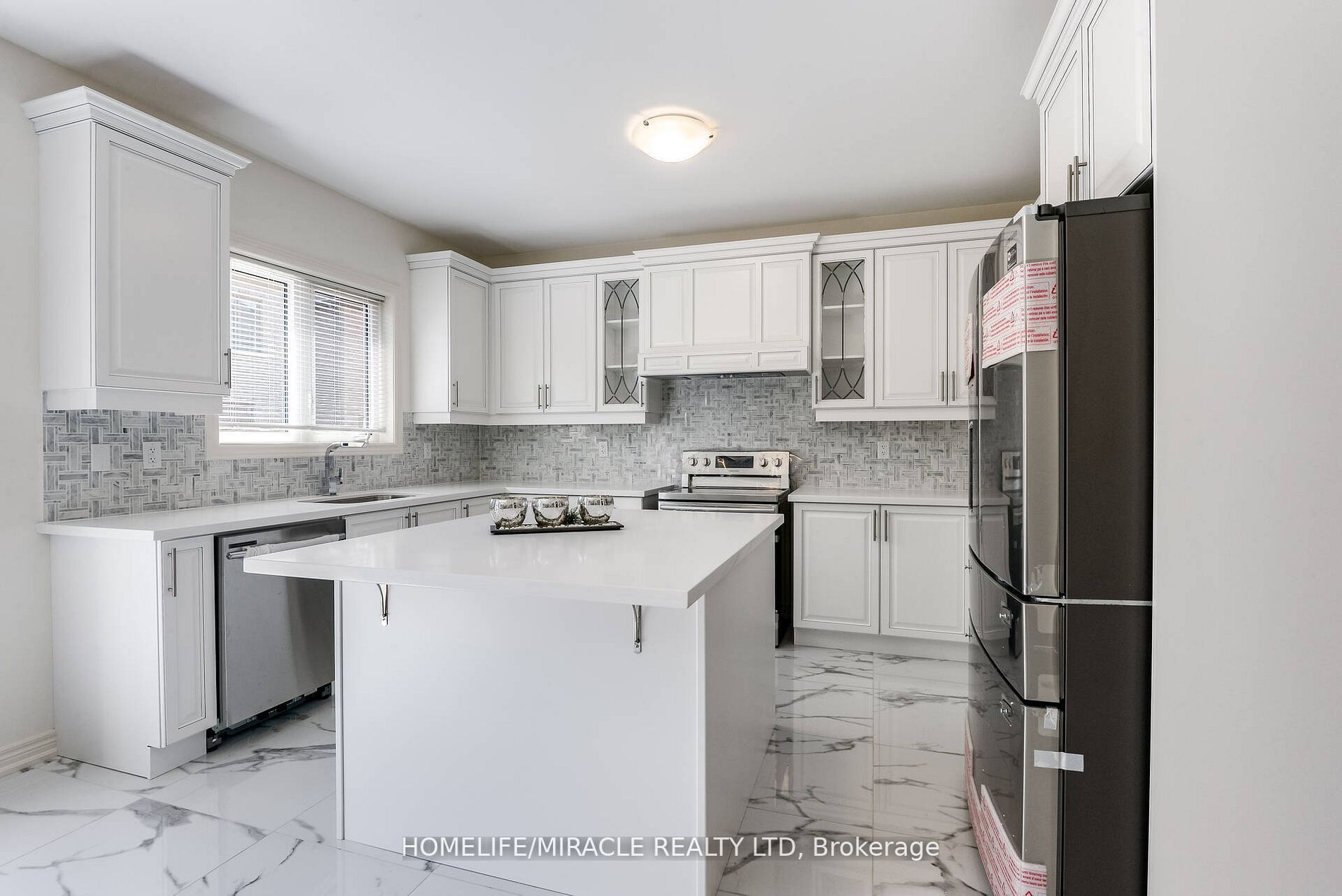21 Ezra Crescent