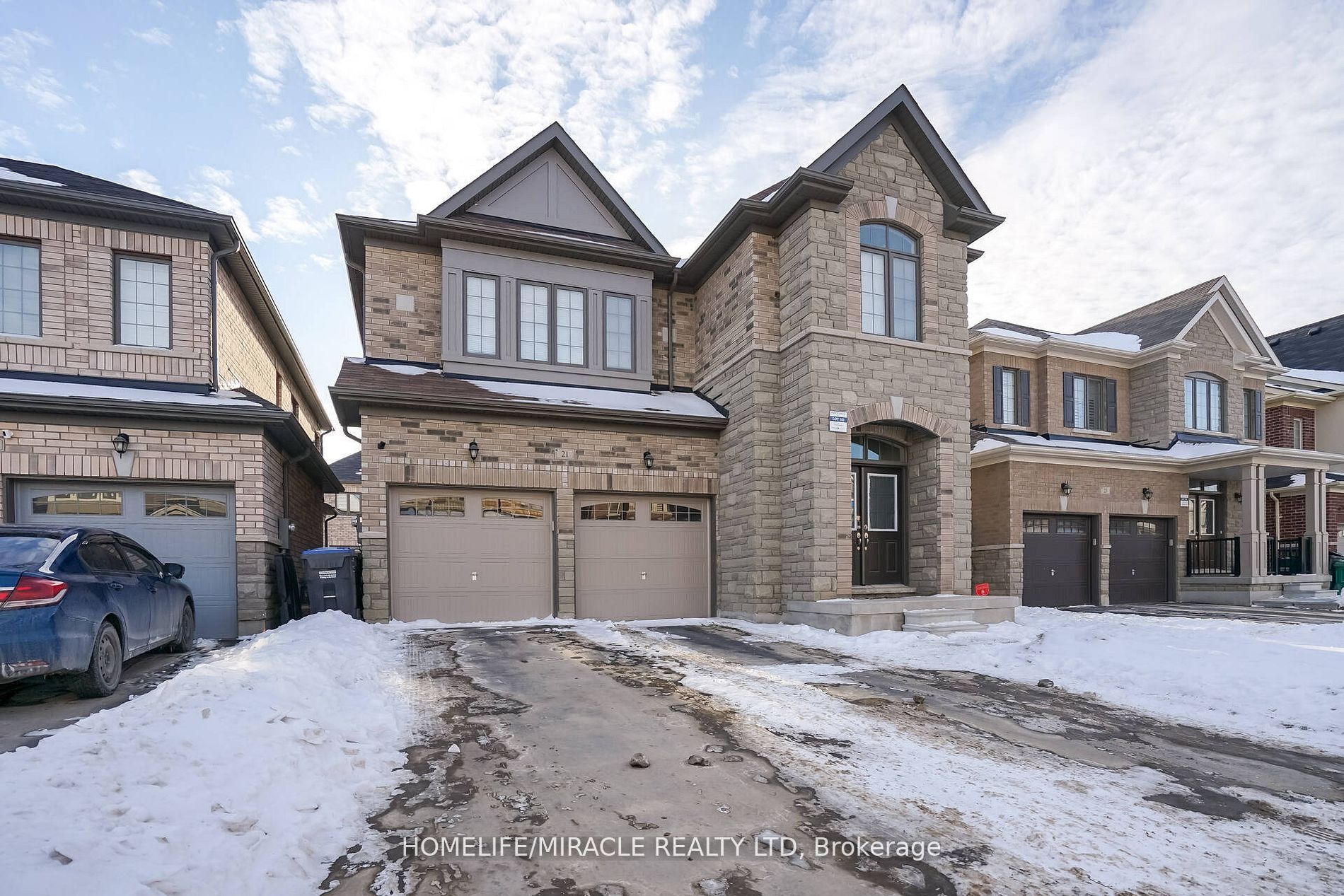 21 Ezra Crescent