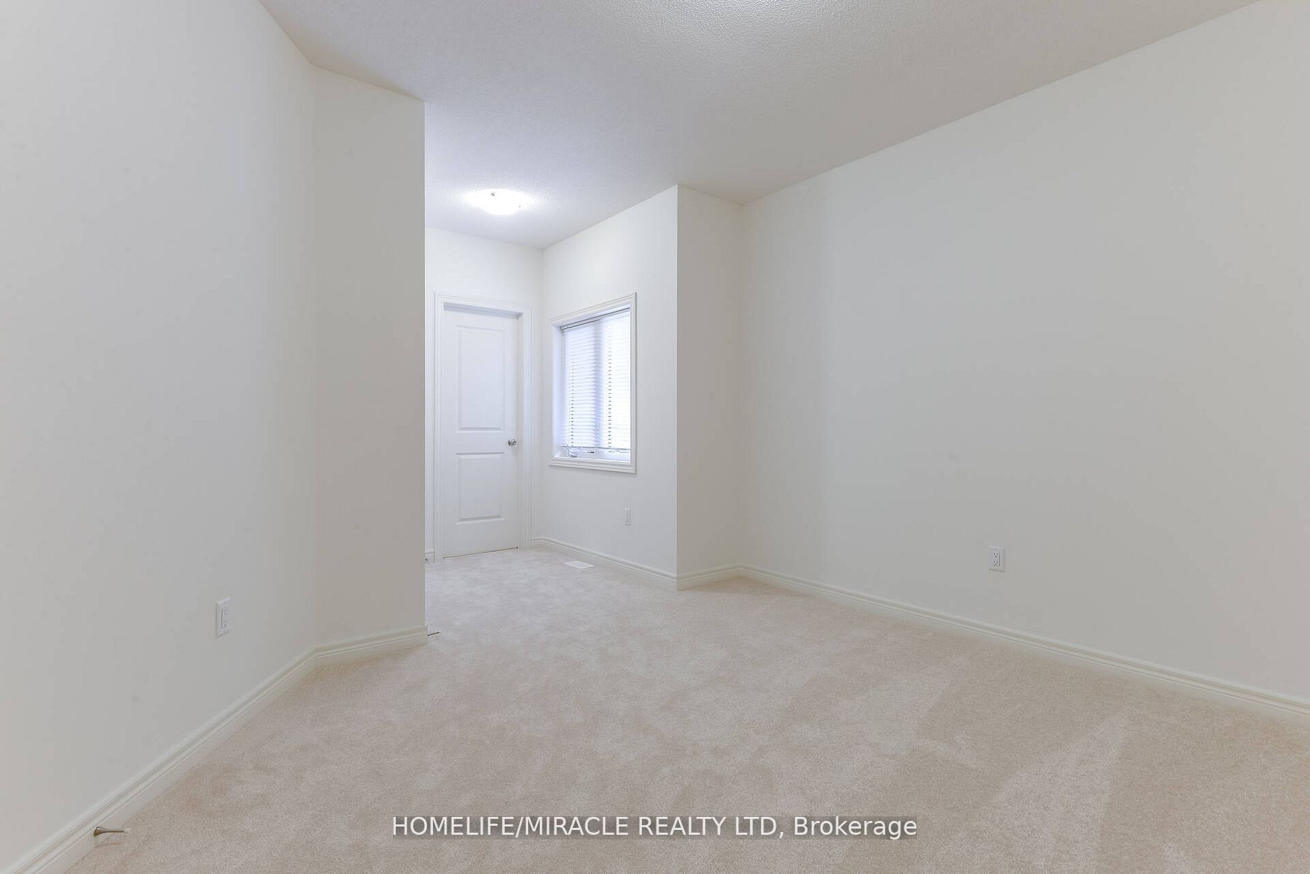 21 Ezra Crescent