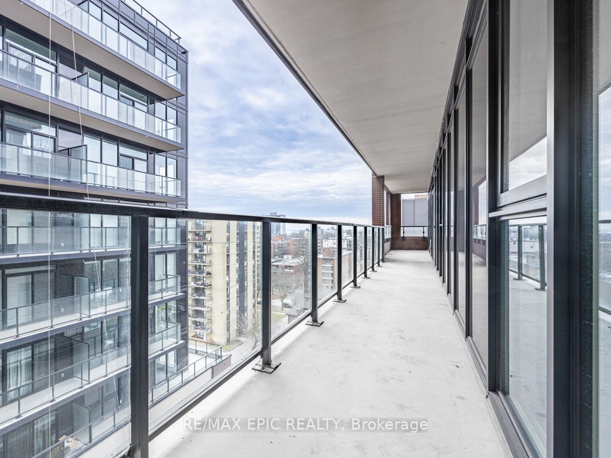 270 Dufferin Street #815