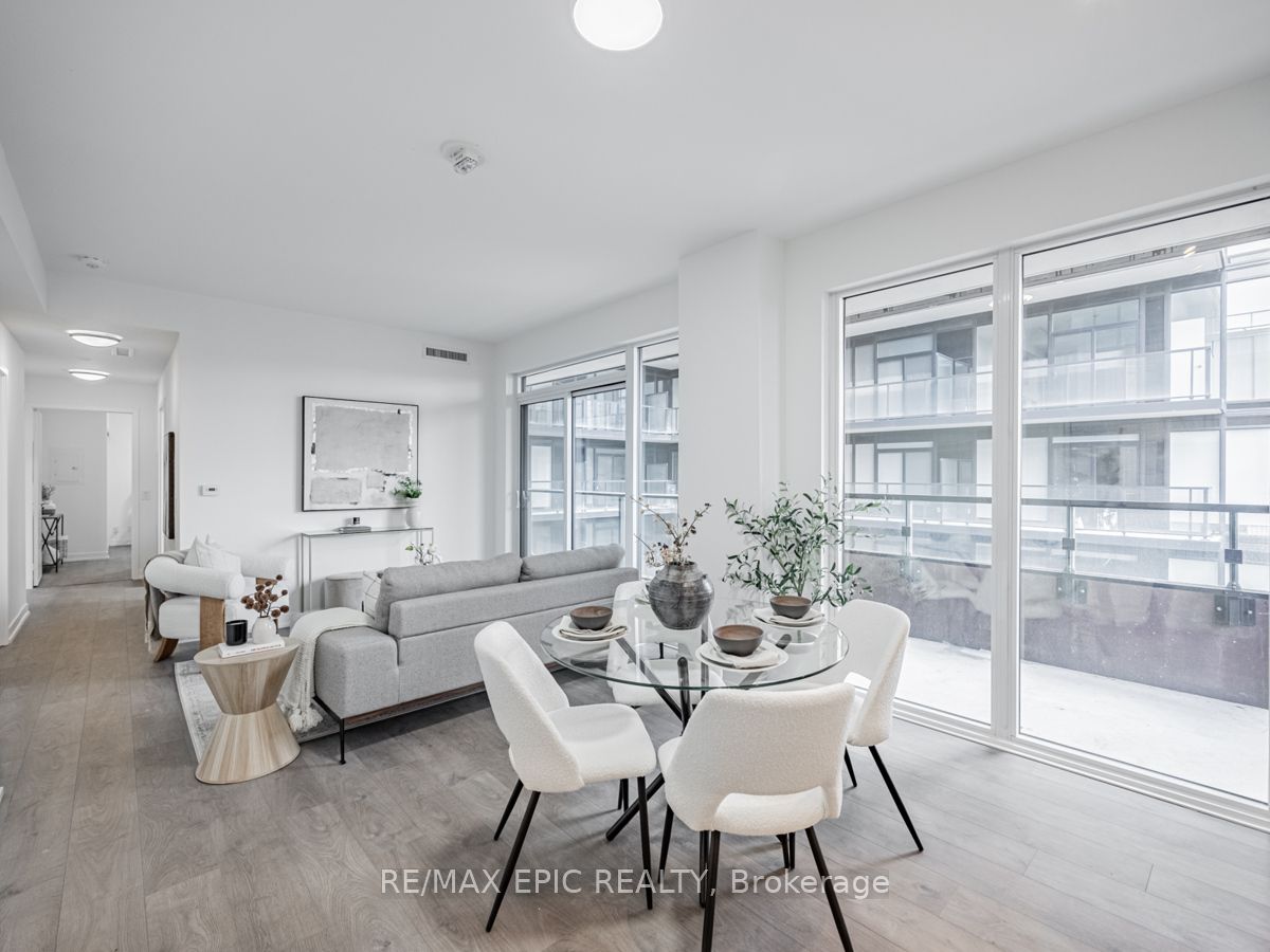 270 Dufferin Street #815