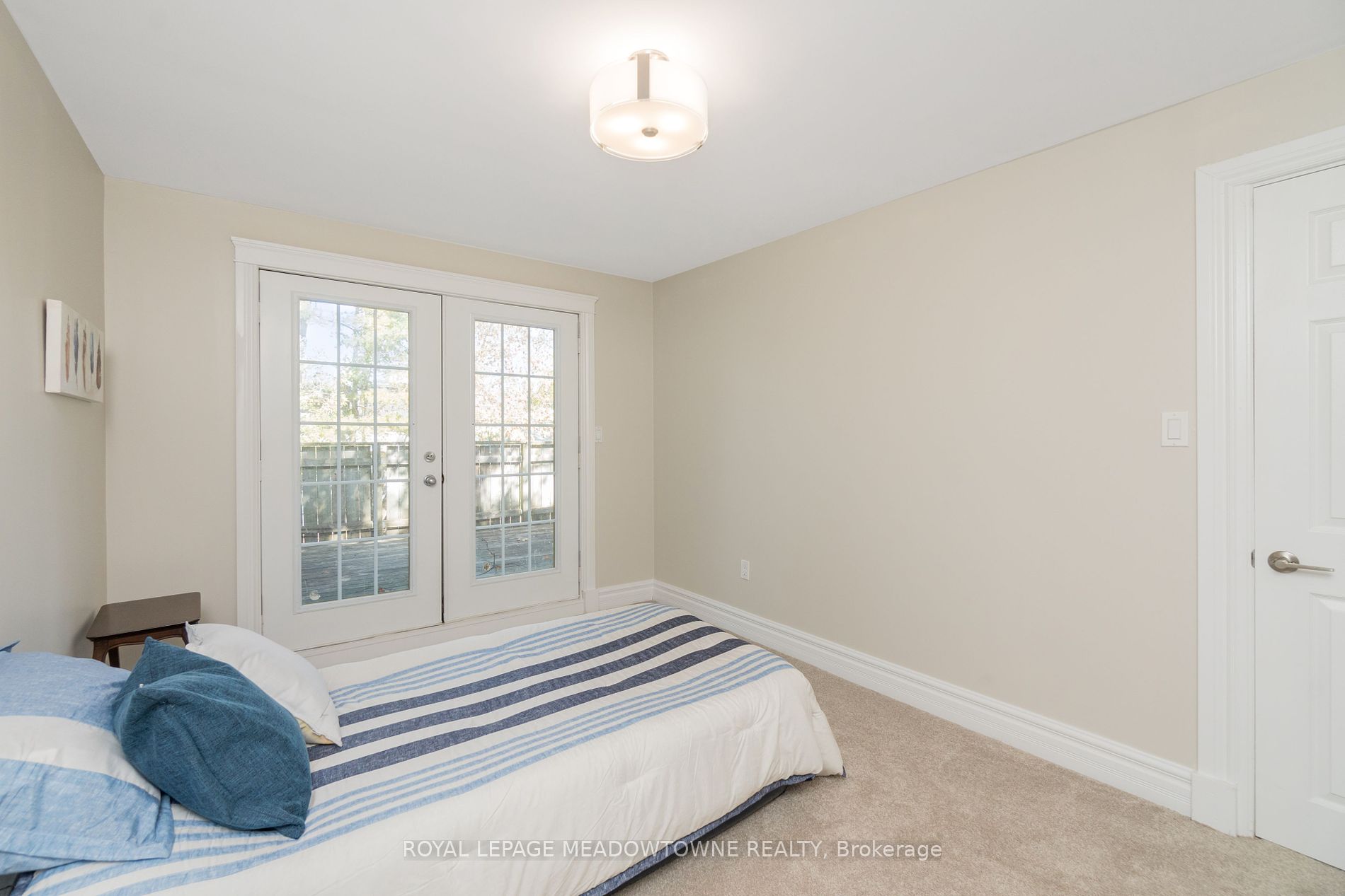 7 Guelph Street