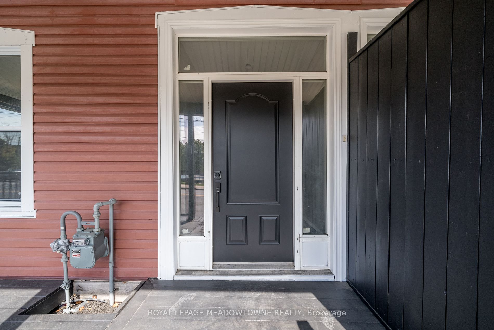 7 Guelph Street