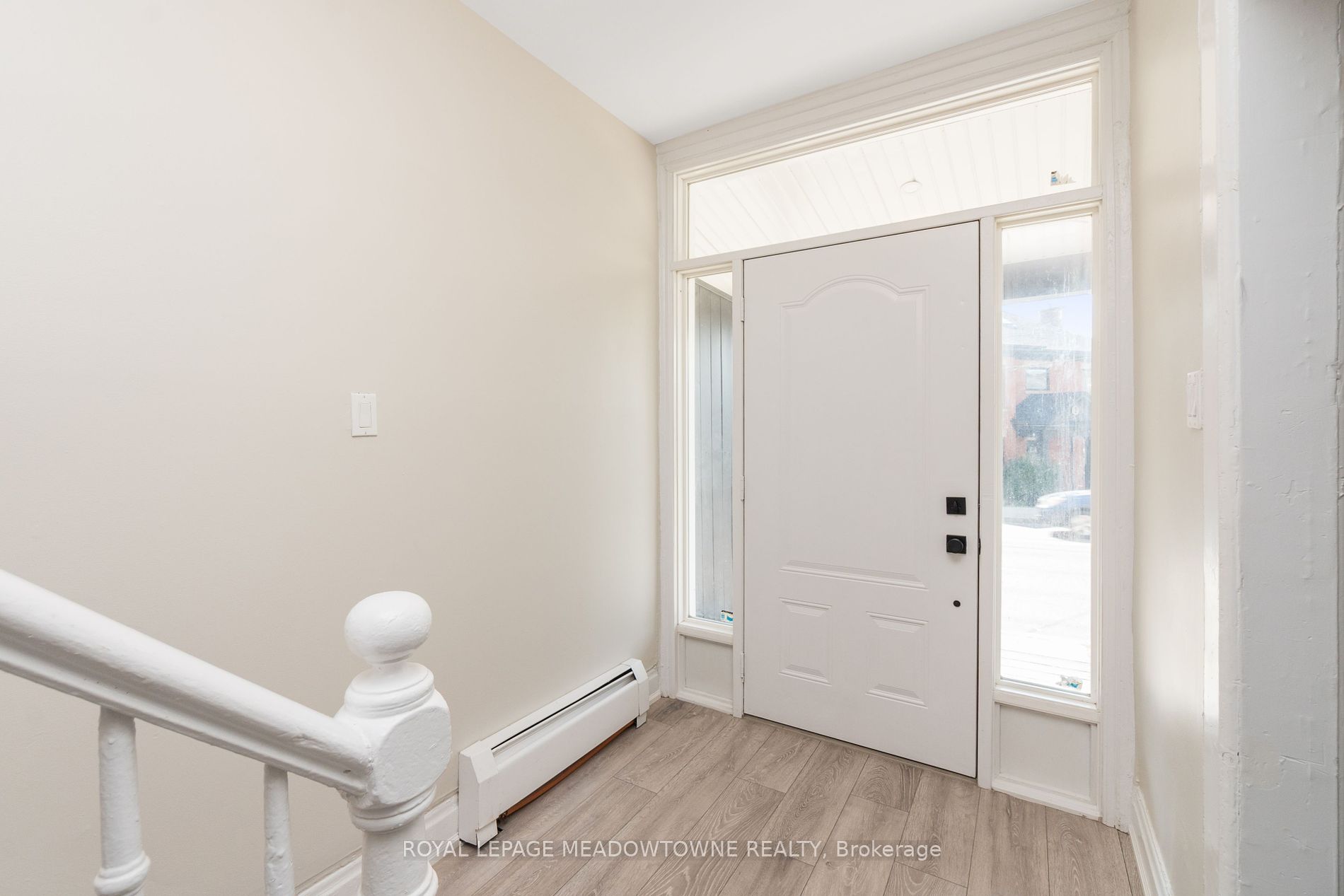 7 Guelph Street