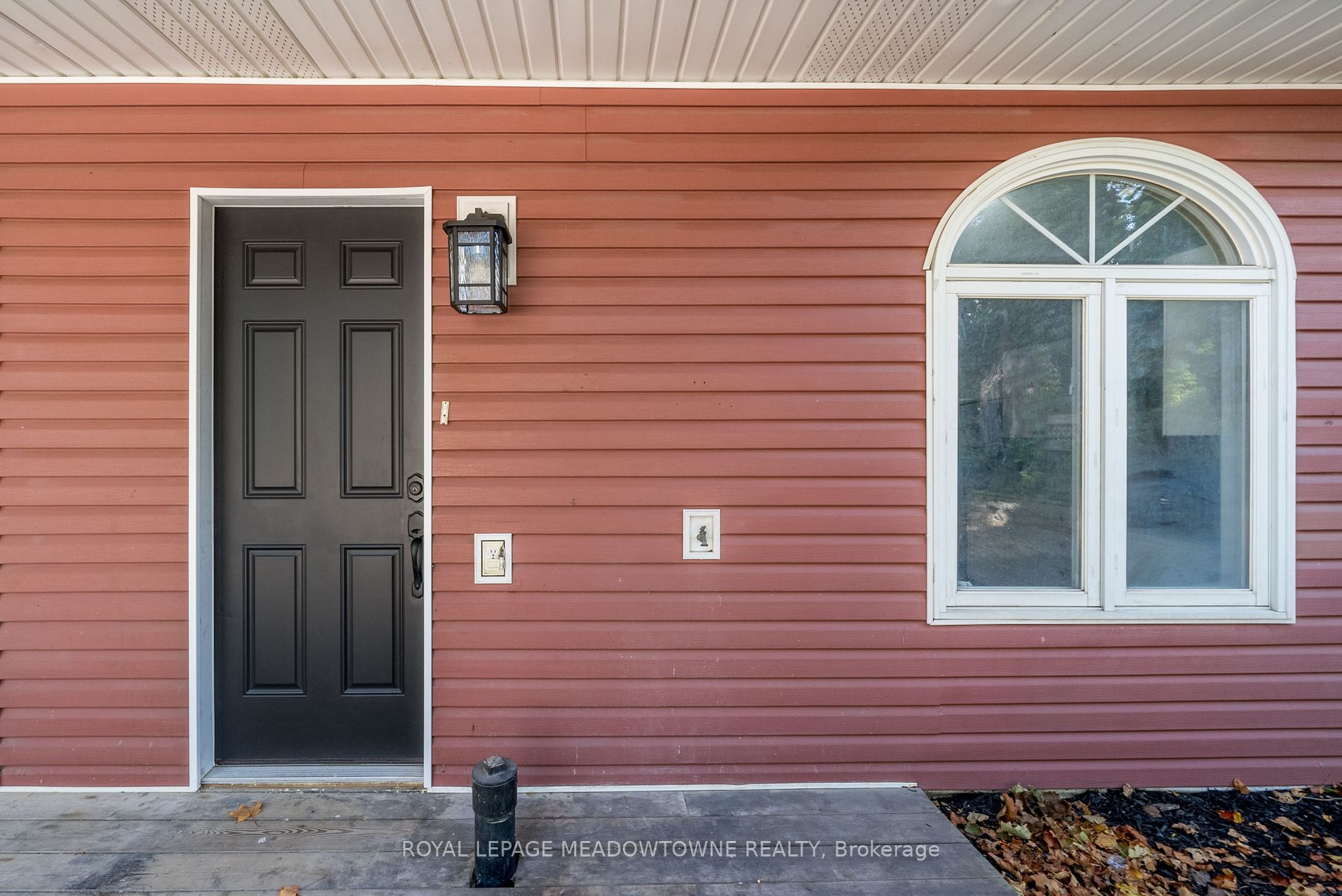 7 Guelph Street