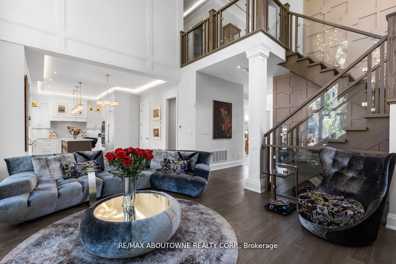 533 Taplow Cres