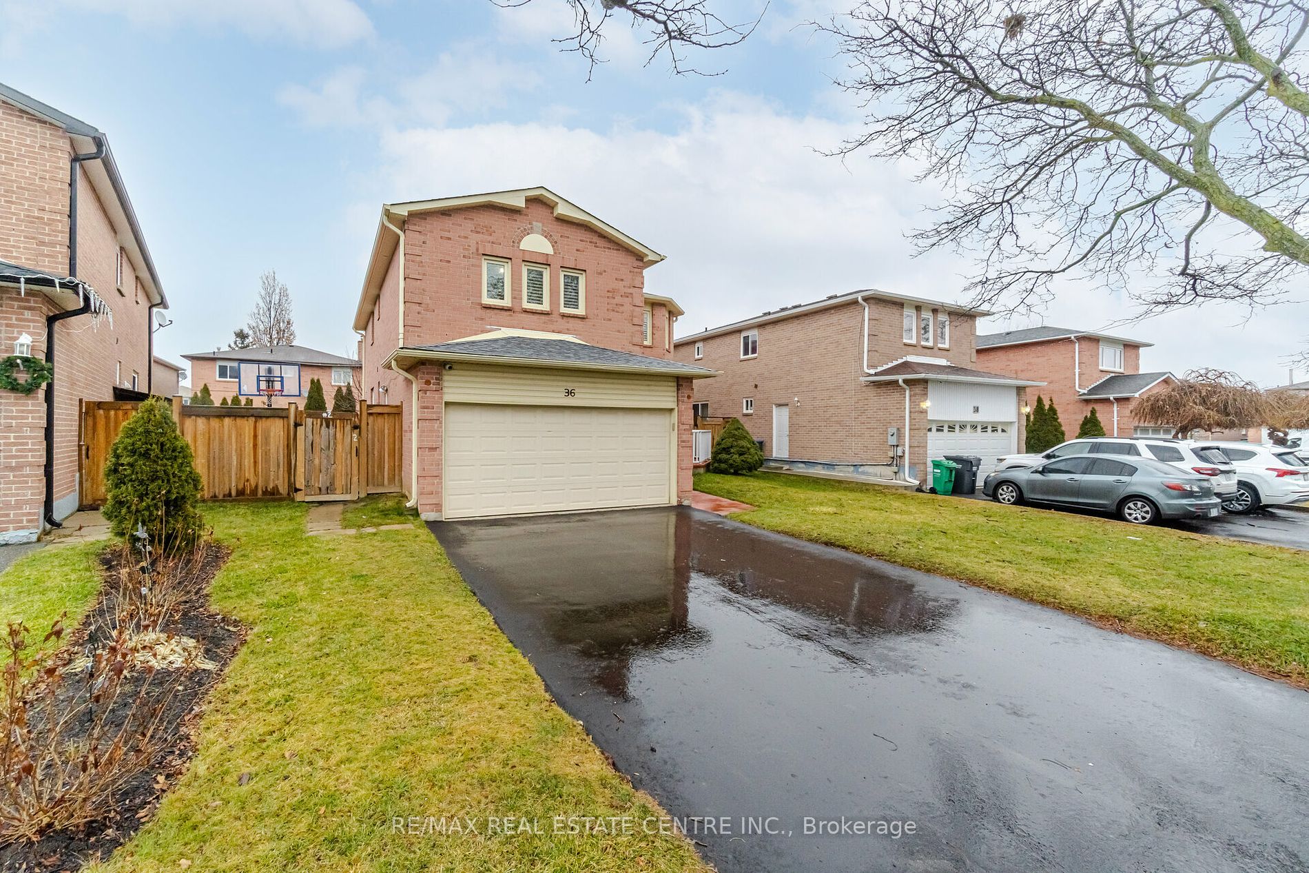 36 Smye Crt