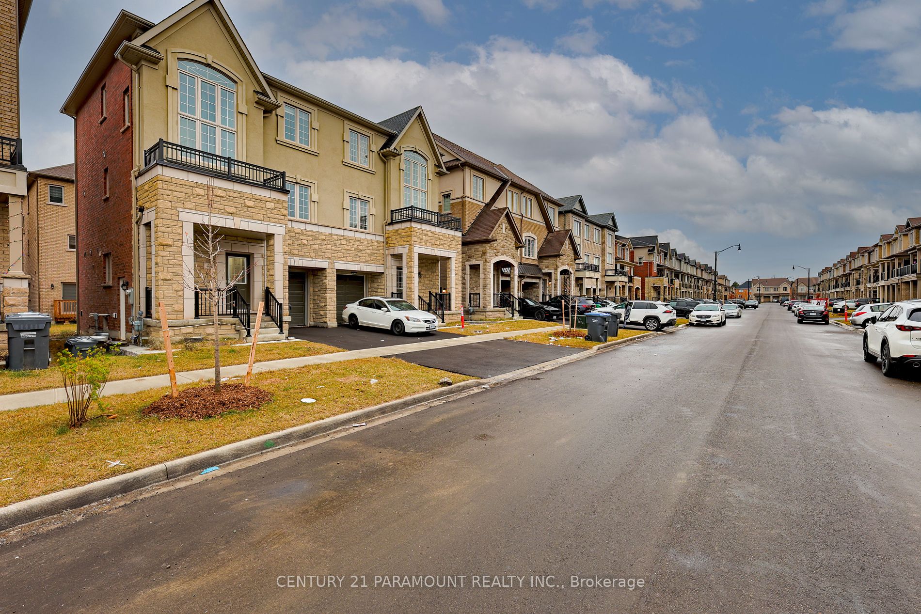 44 Hashmi Place