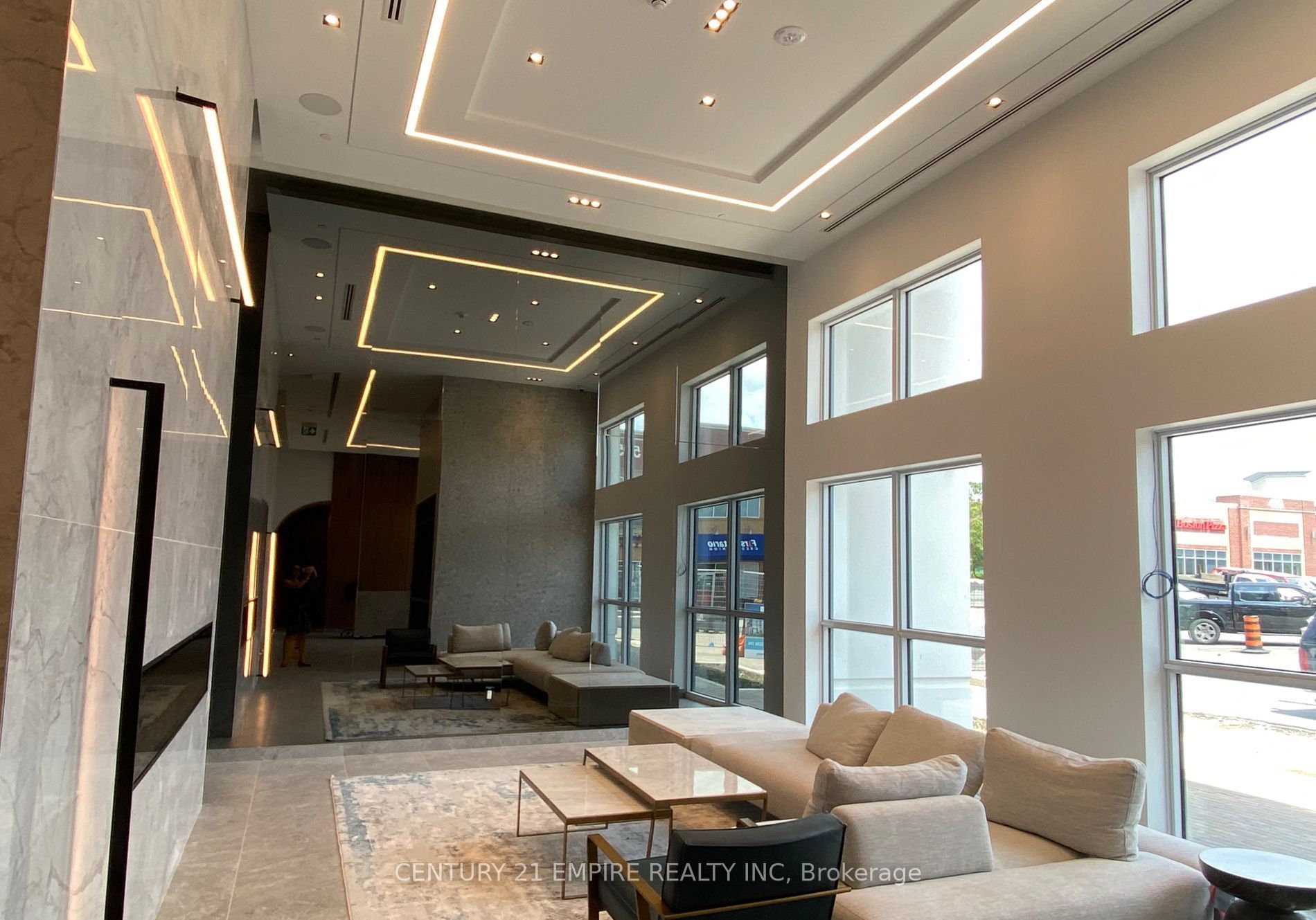 509 Dundas St W, #202