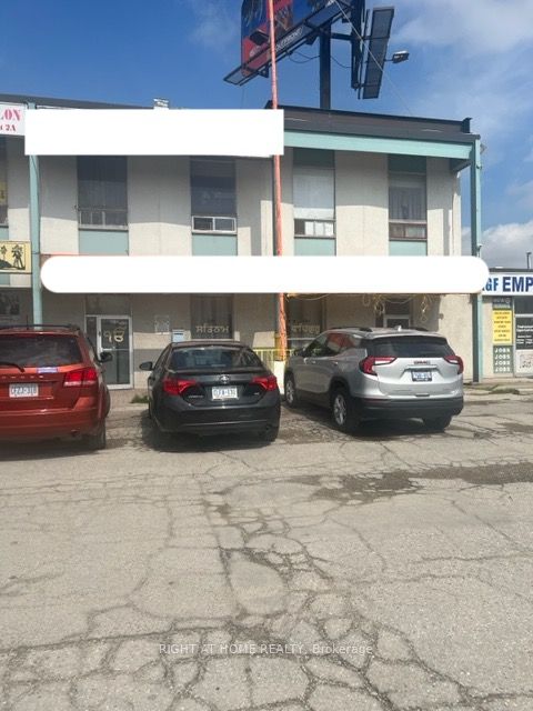 2400 Finch Ave W, #3