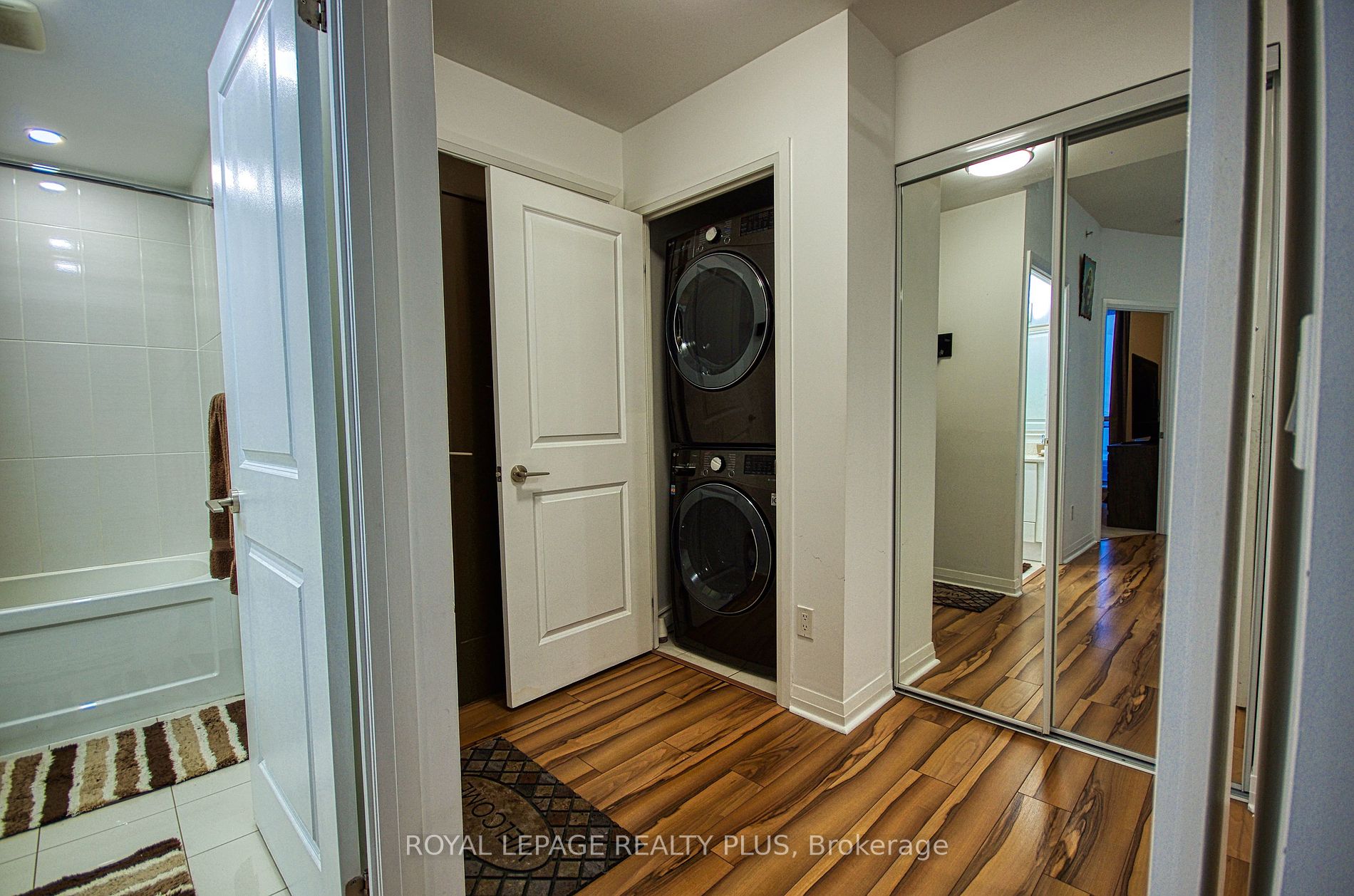 75 Eglinton Ave W, #601